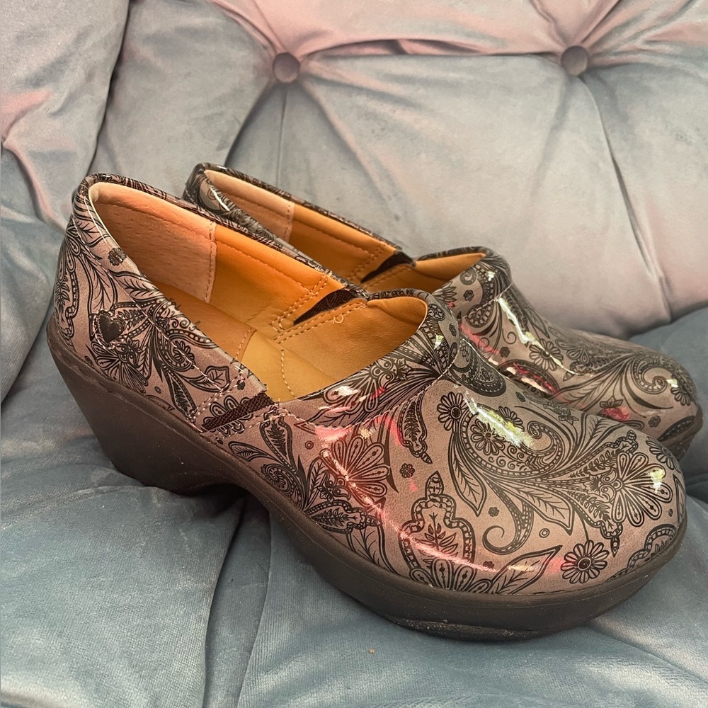 🖤Nurse Mates Bryar Pillow Top®️ Shoe